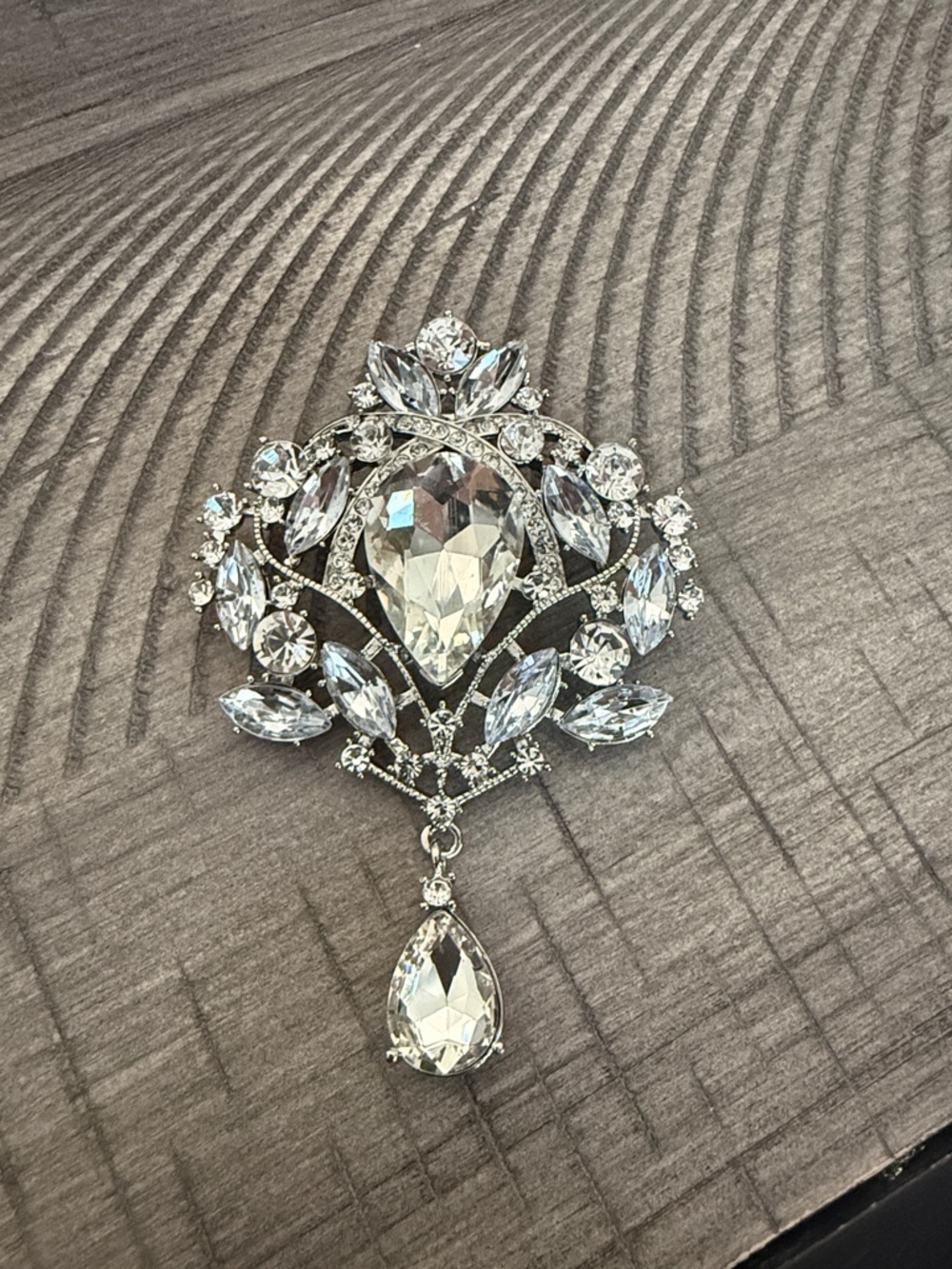 Crystal Teardrop Pendant Brooch - Silver Clear Rhinestone Accent